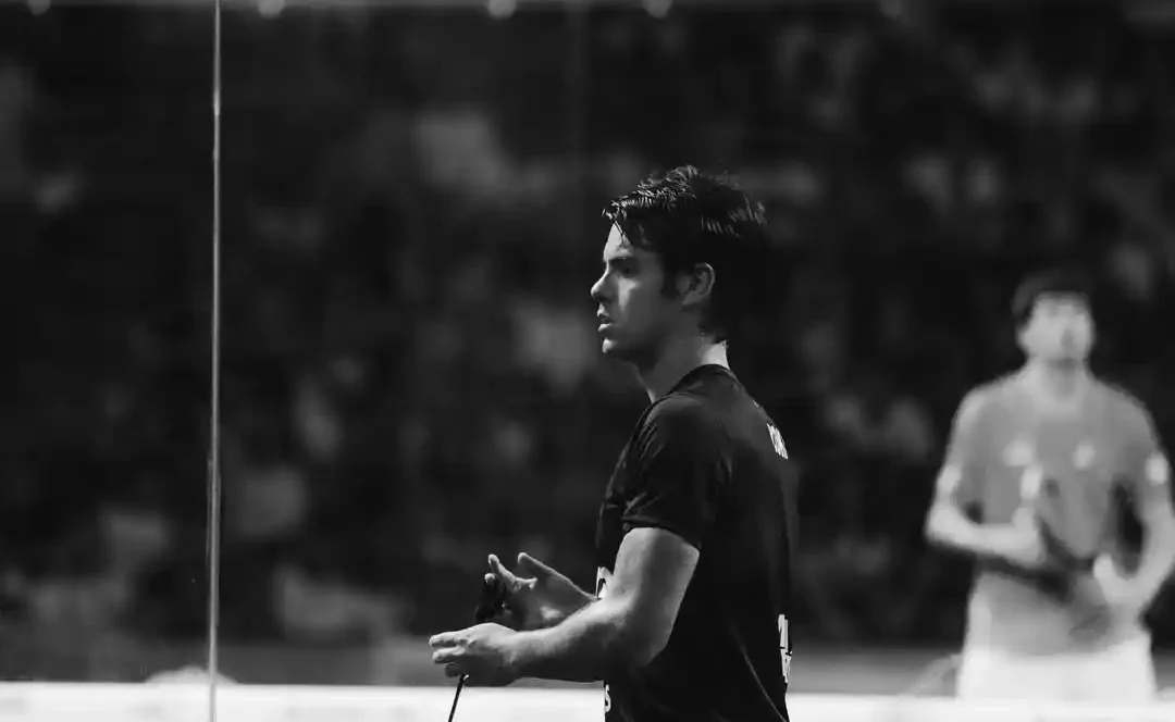 Coki Nieto obrigado a parar a um mês do Mundial